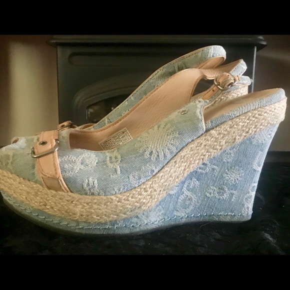 UGG Denim heels / wedge - Picture 1 of 6